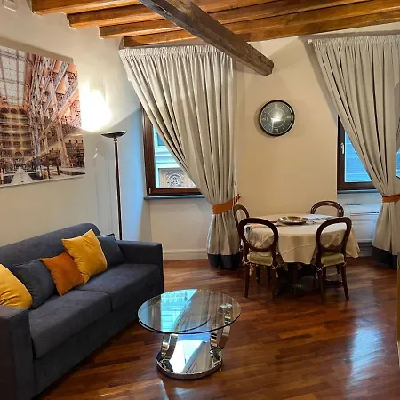 Artemide Domus Romae Apartment *