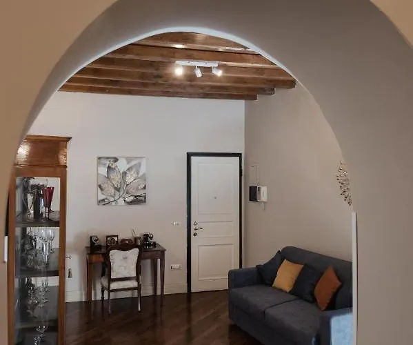 Artemide Domus Romae רומא