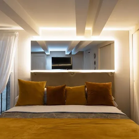 Artemide Domus Romae Apartment *